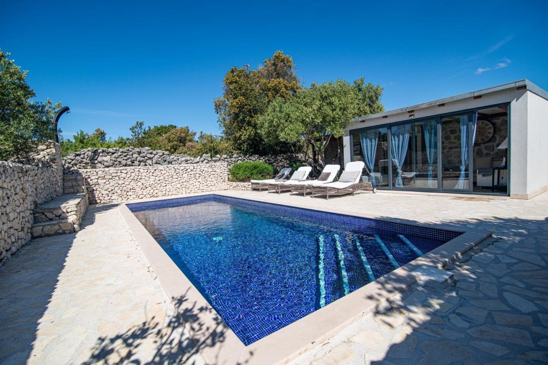 Private Cottage In Olive Grove With Heated Pool Vinišće Kültér fotó